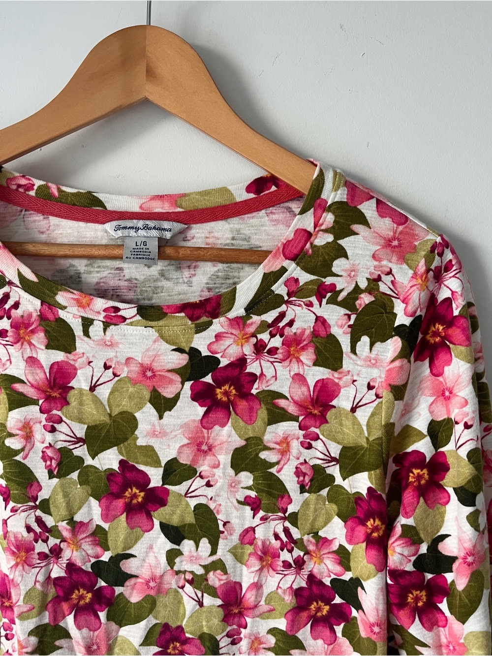 Floral Sleeve Top | Tommy Bahama | Sz L | Summer Feminine - Picture 2 of 12